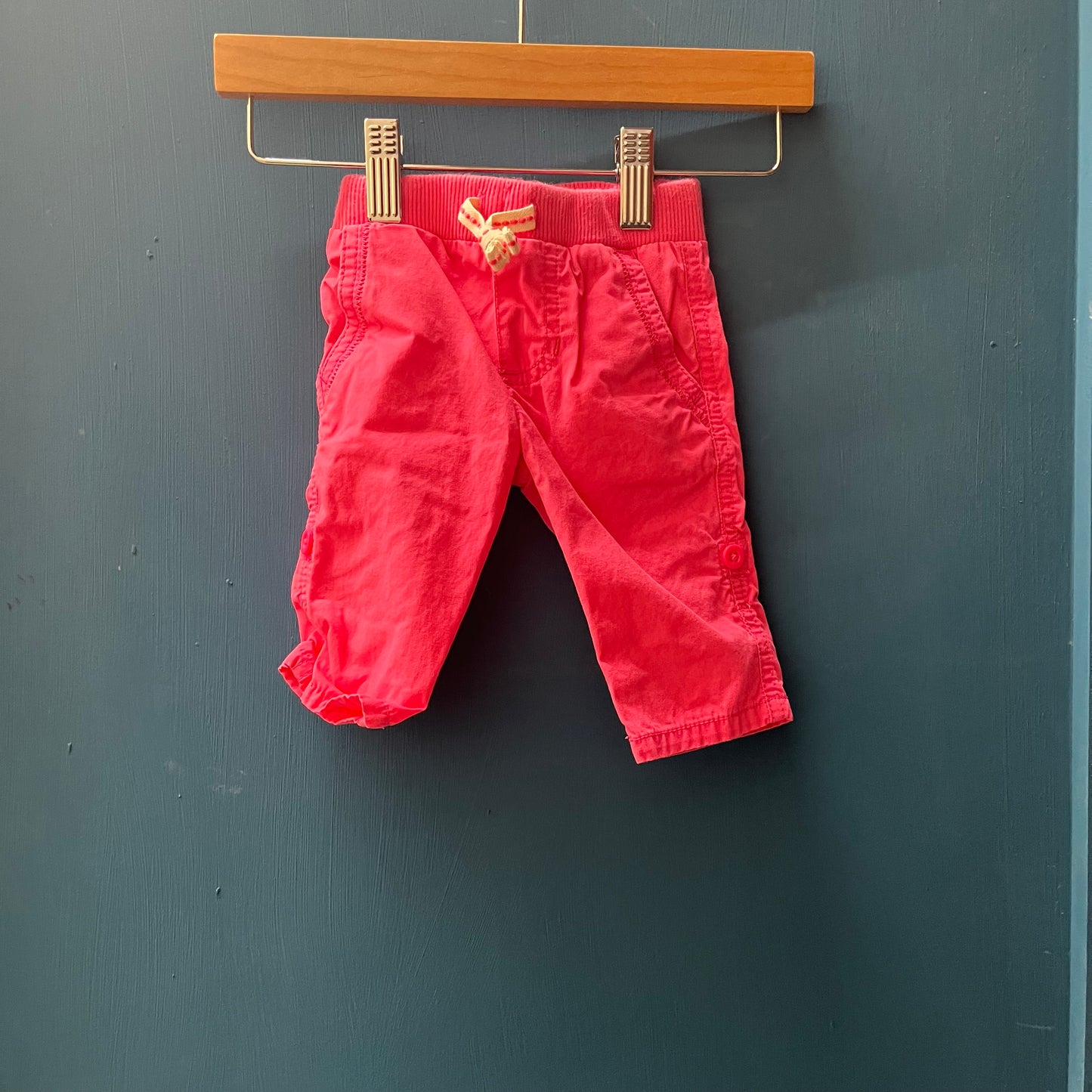 EUC Carters 3 M pink cargo pants