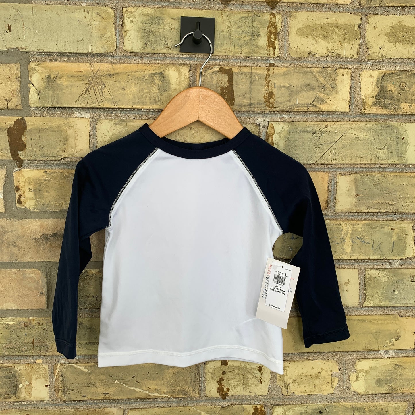 NWT Old Navy 18-24M Navy & White LS Swim Shirt