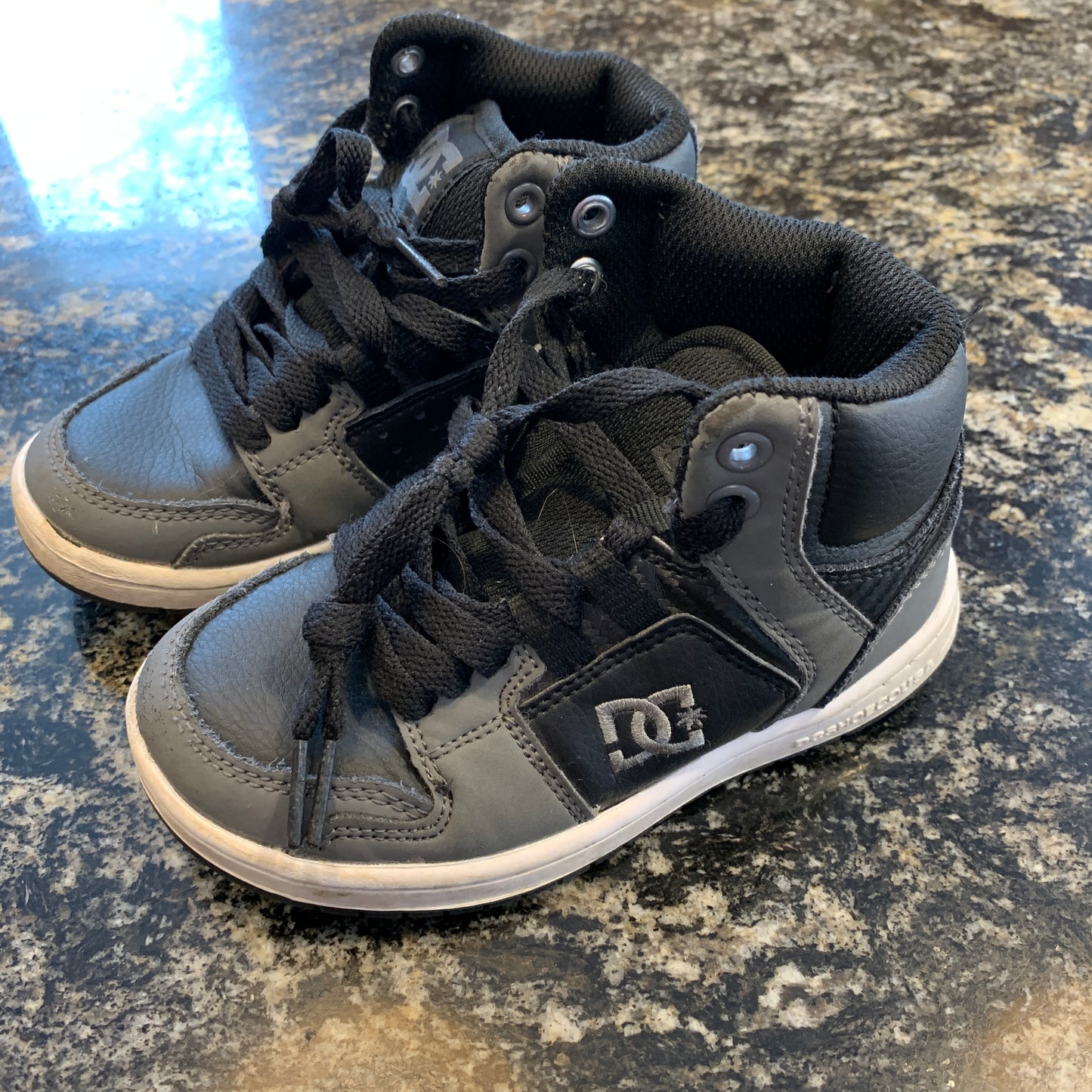 EUC DC Size 11 Black & Grey Hightop Running Shoes