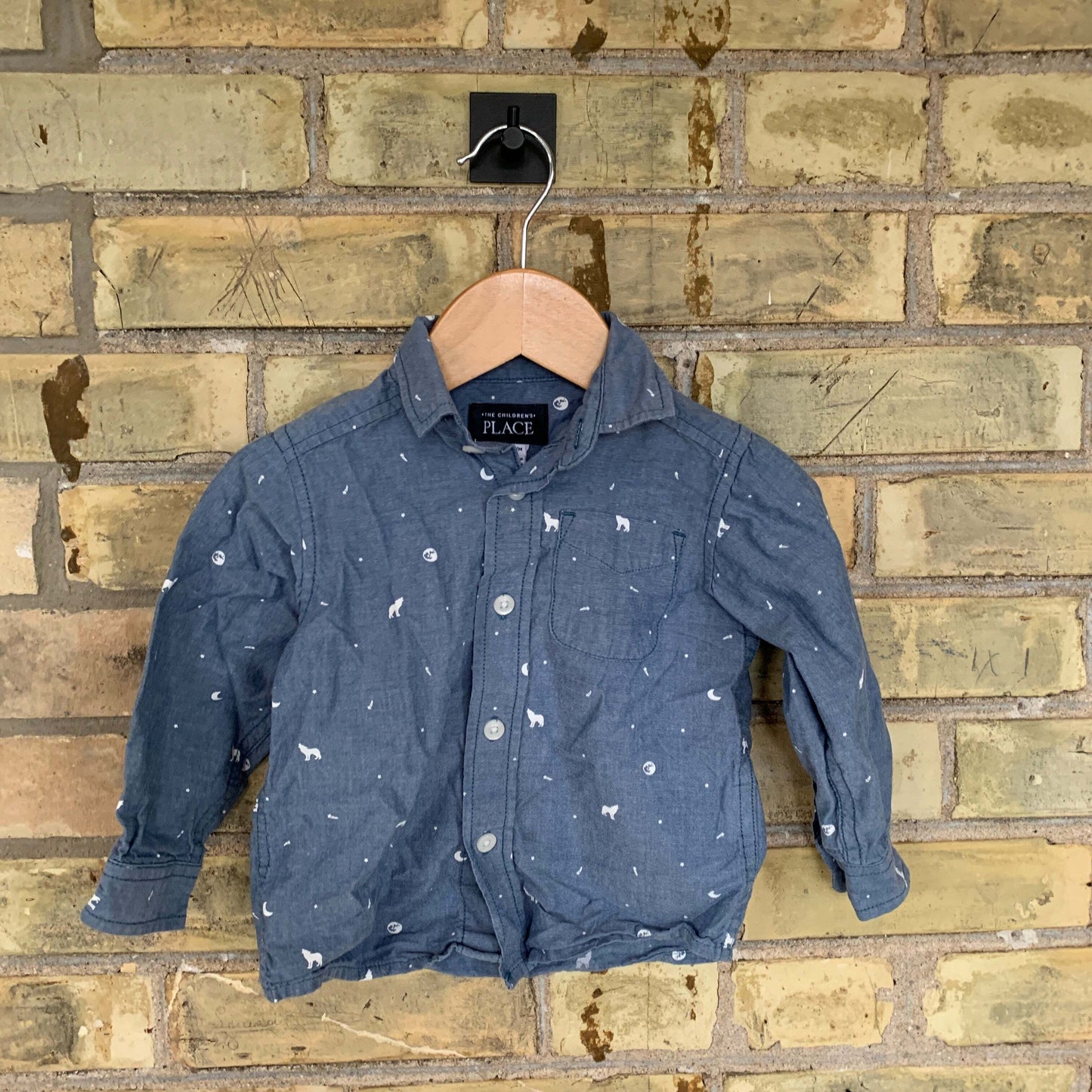 Children’s Place 12-18M Chambray “Wolf” LS Button Up