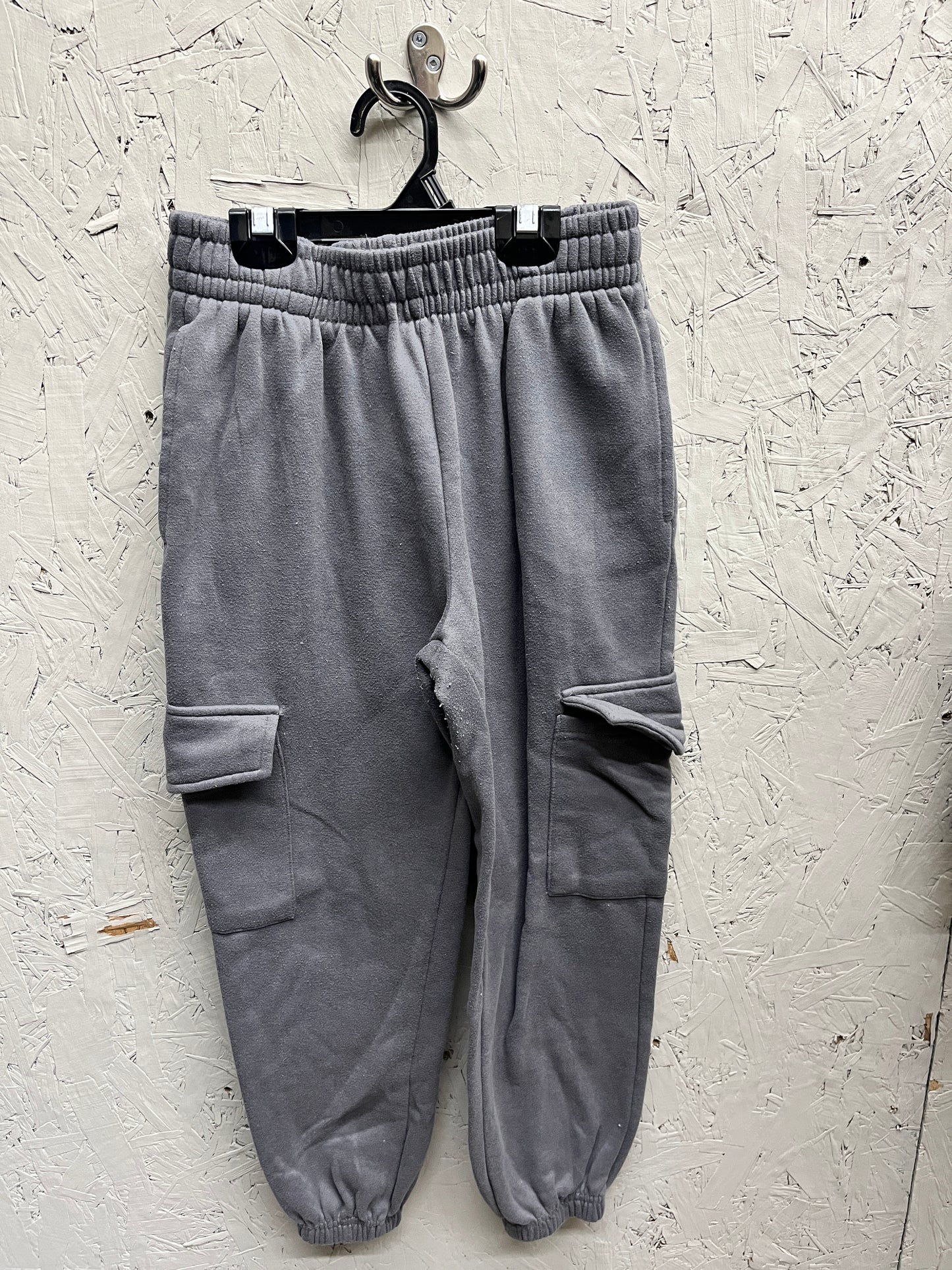 EUC :) Kids M(10-12Y) Grey Cargo Sweatpants