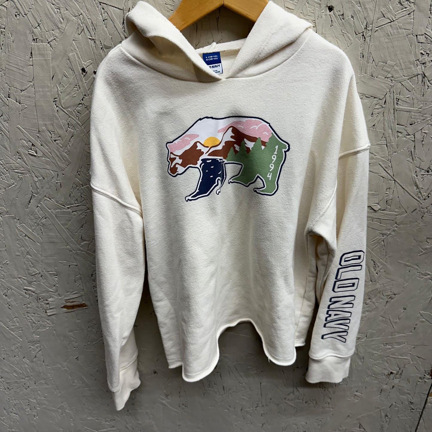 EUC Old Navy L(10/12Y) Cream Hoodie with Bears