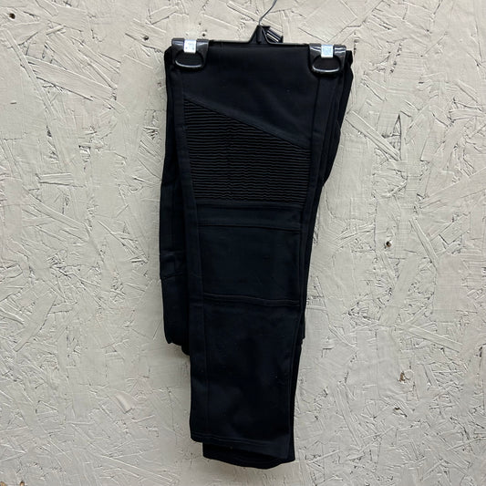 EUC Thyme Medium Black Maternity Leggings