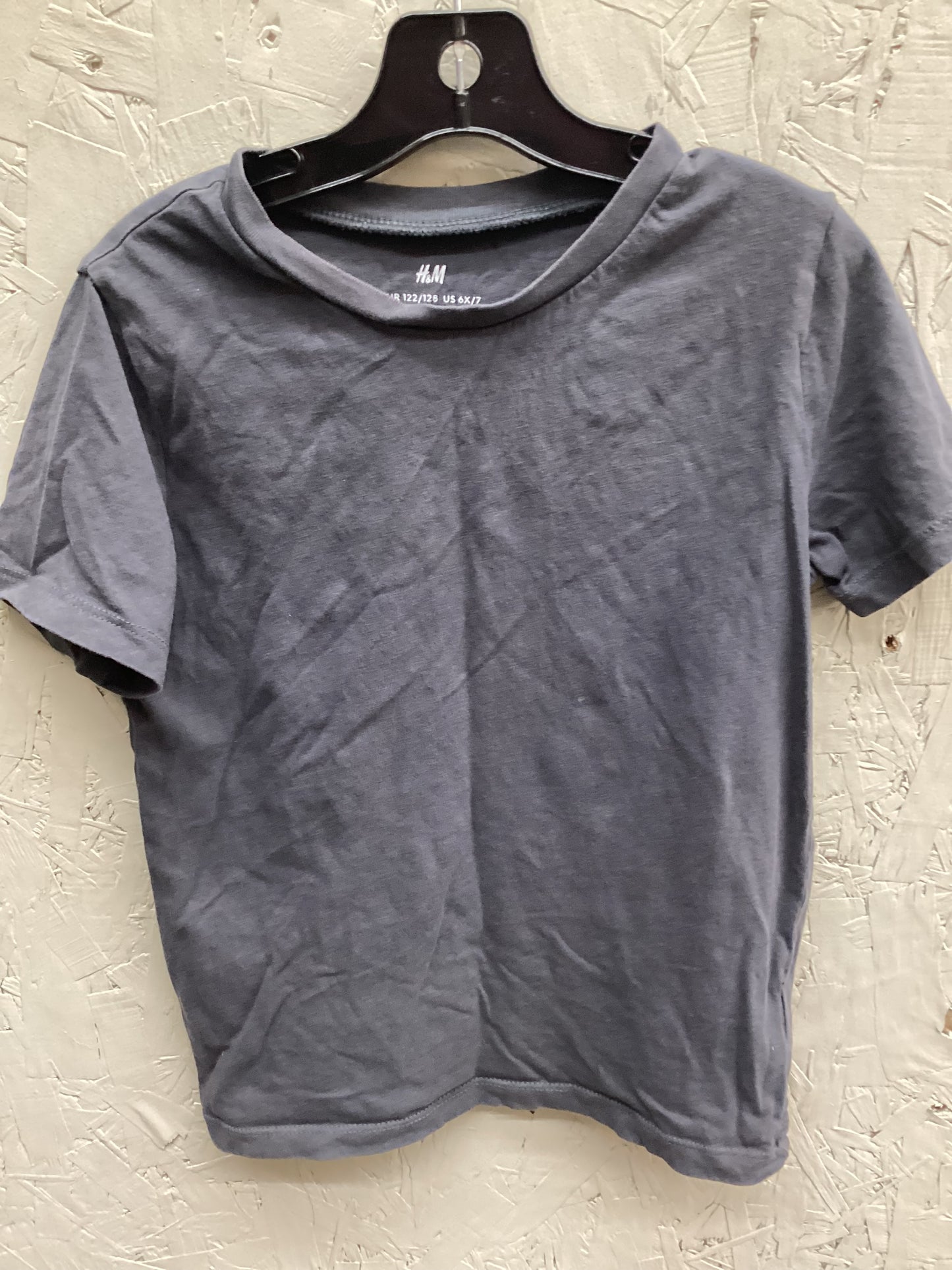 EUC H&M 6-8Y Grey Tshirt