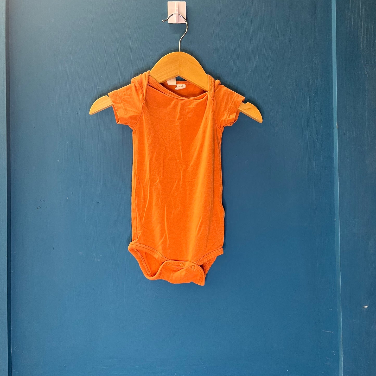 EUC Kyte 3-6M Orange SS Onesie