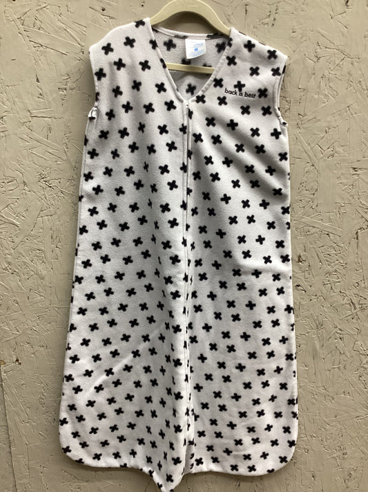 EUC Halo XL White Sleep Sac with “X” Print