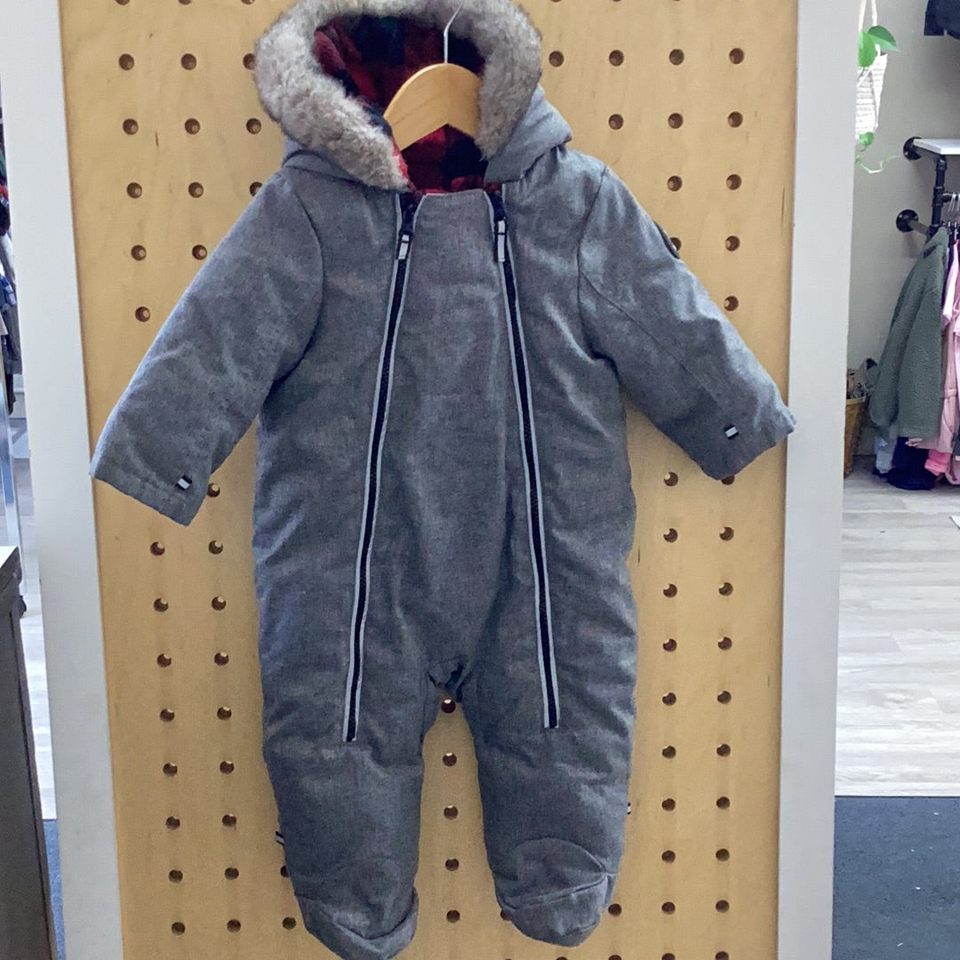 EUC Canadiana 6-12m grey 1 pc snow suit