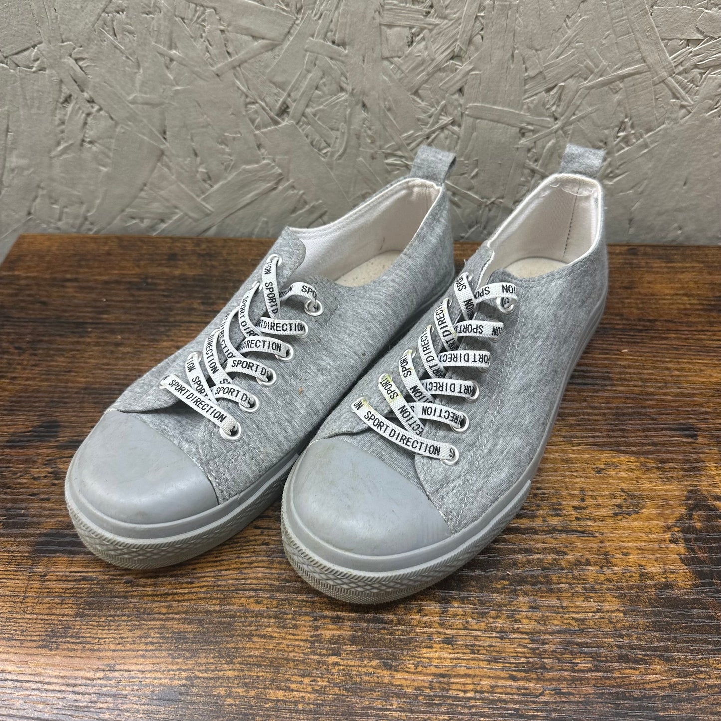 EUC Survival Gear Sz 2 Grey Sneakers