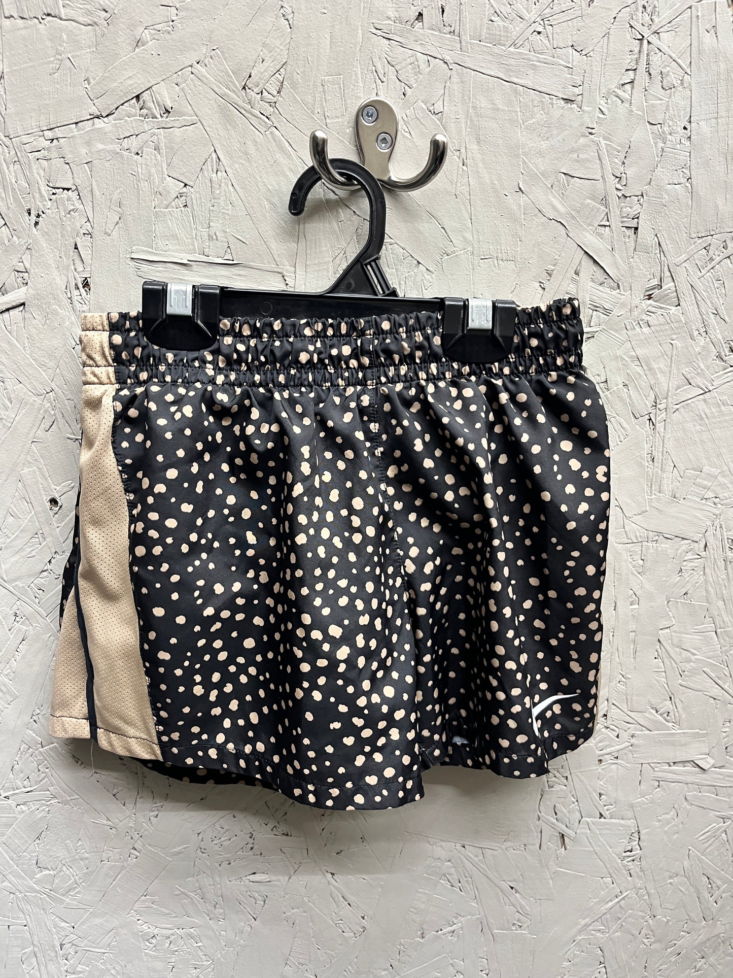 EUC Nike M(8-10Y) Black/Brown Dotted Athletic Shorts