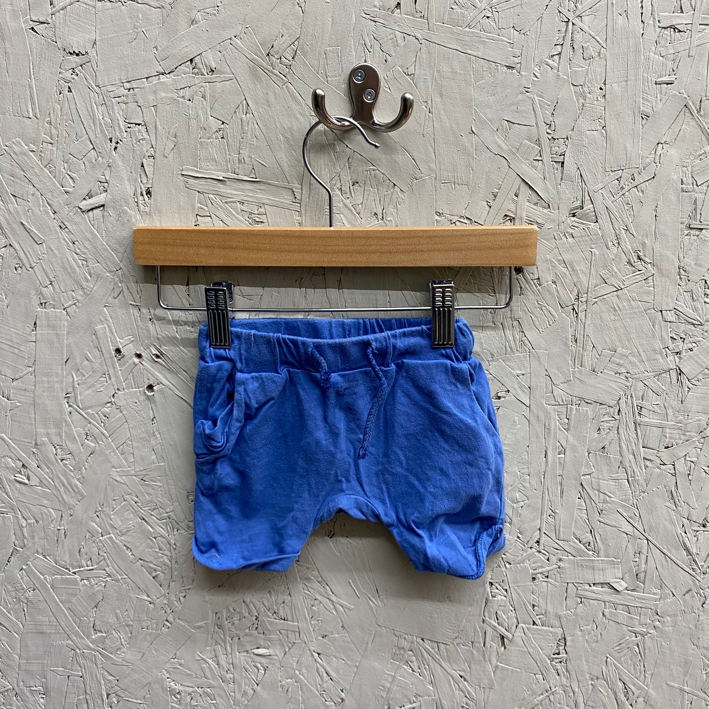 EUC H&M 4-6M blue shorts