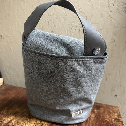 EUC JJ Cole Grey Insulated Bottle Bag