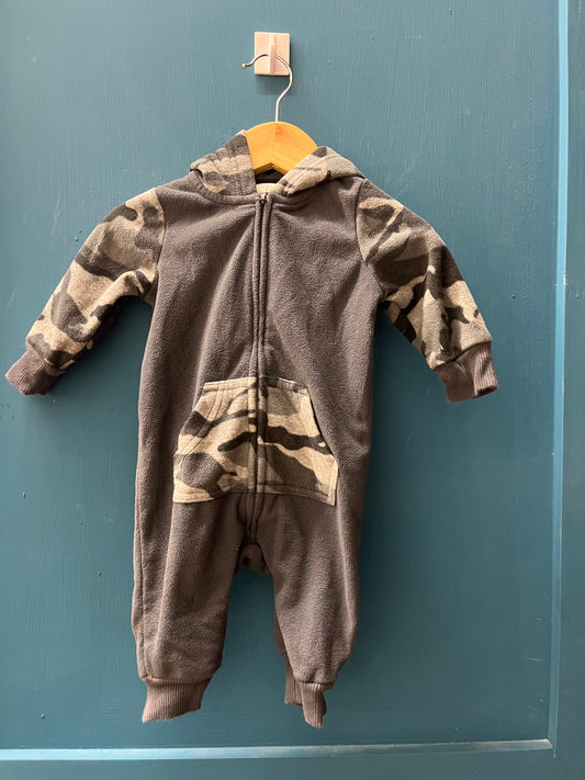 EUC George 3-6M Grey Camo Fleece Zip Romper with Hood