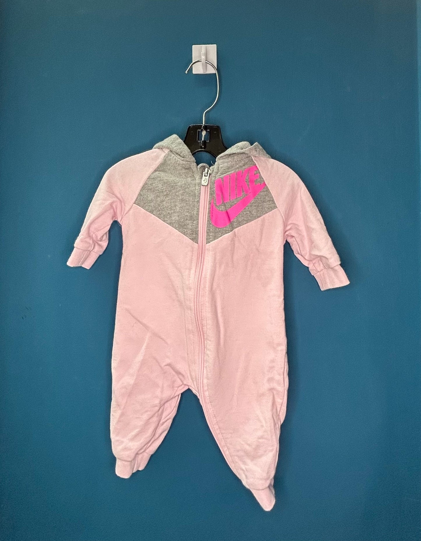 EUC Nike 3M Pink & Grey Zip Hooded Romper