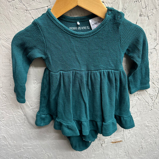 EUC Posh Peanut 12-18M Green LS Onesie Dress