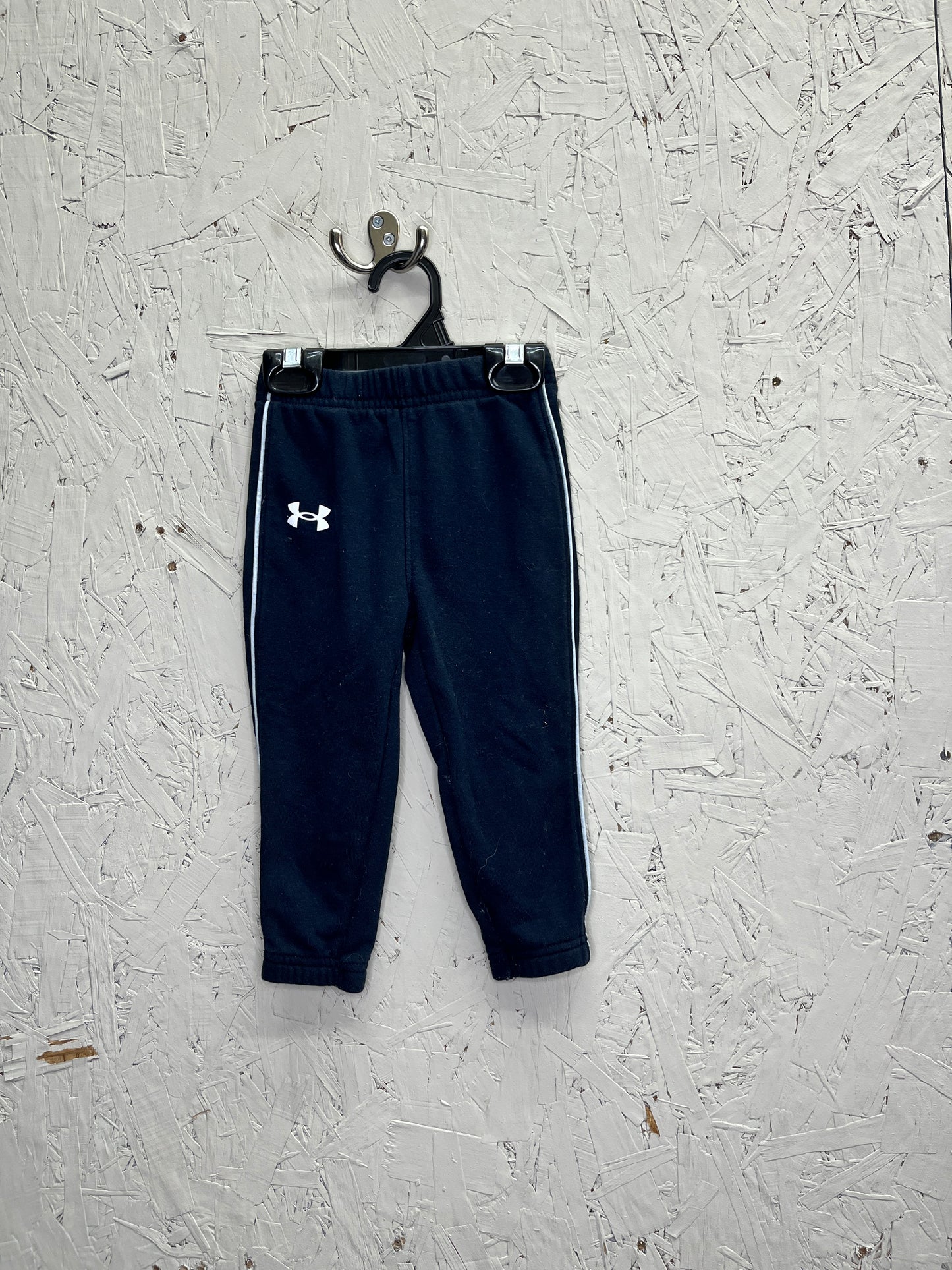 EUC Under Armour 12m Black Sweatpants