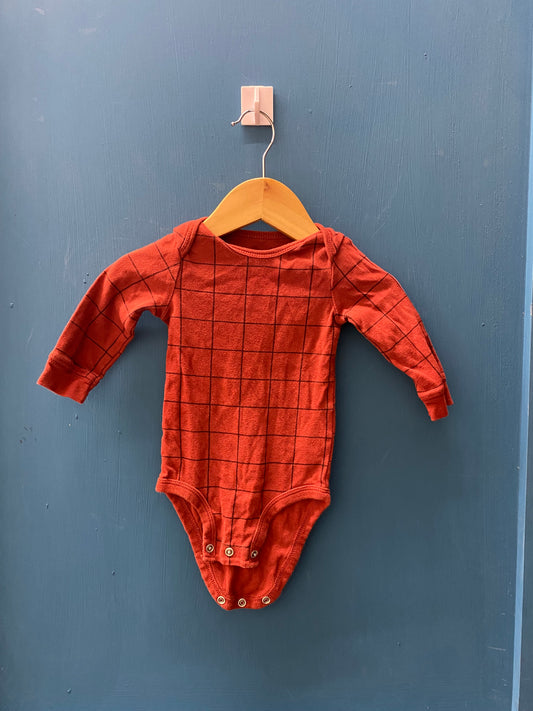 EUC Carter’s 6M Rust Checkered LS Onesie