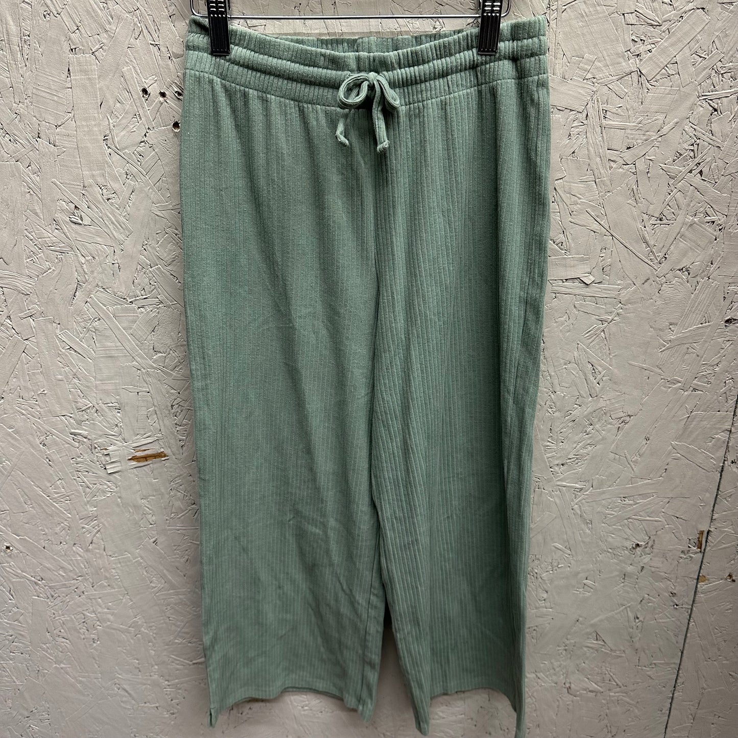 EUC George XL(14/16Y) Green Ribbed Wide Leg Pants