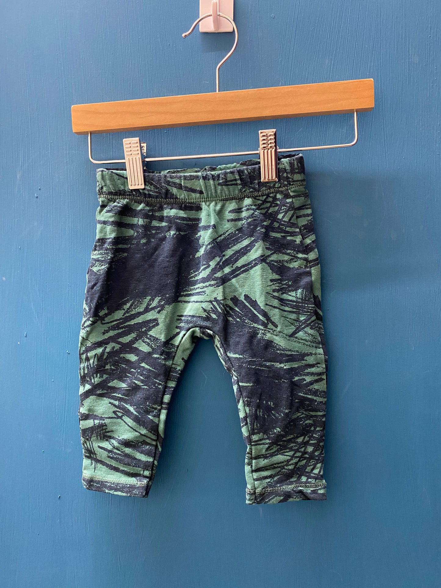 EUC Zara 6-9M Green & Navy Pants