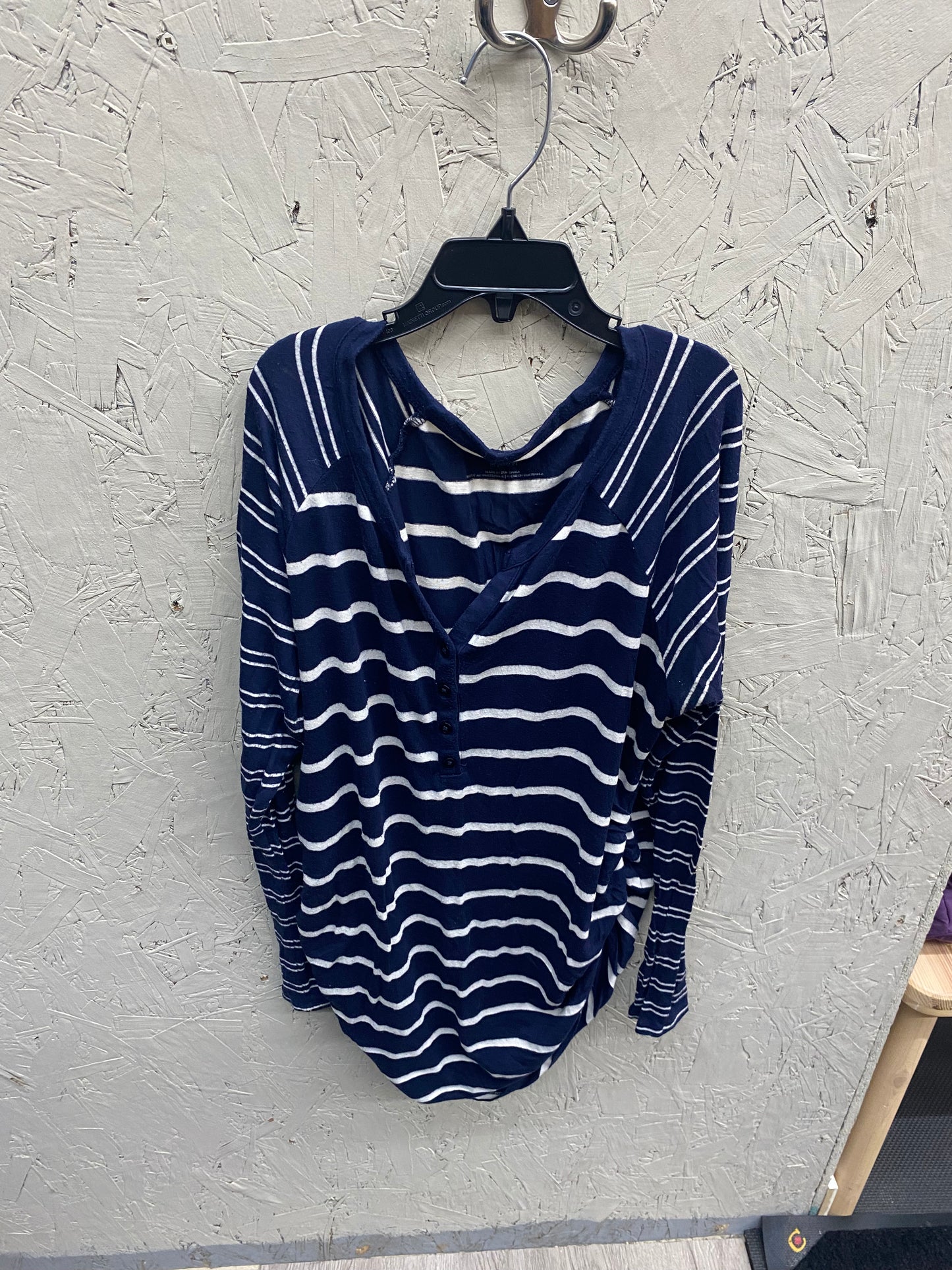 VGUC motherhood maternity M white+navy Blue Striped LS