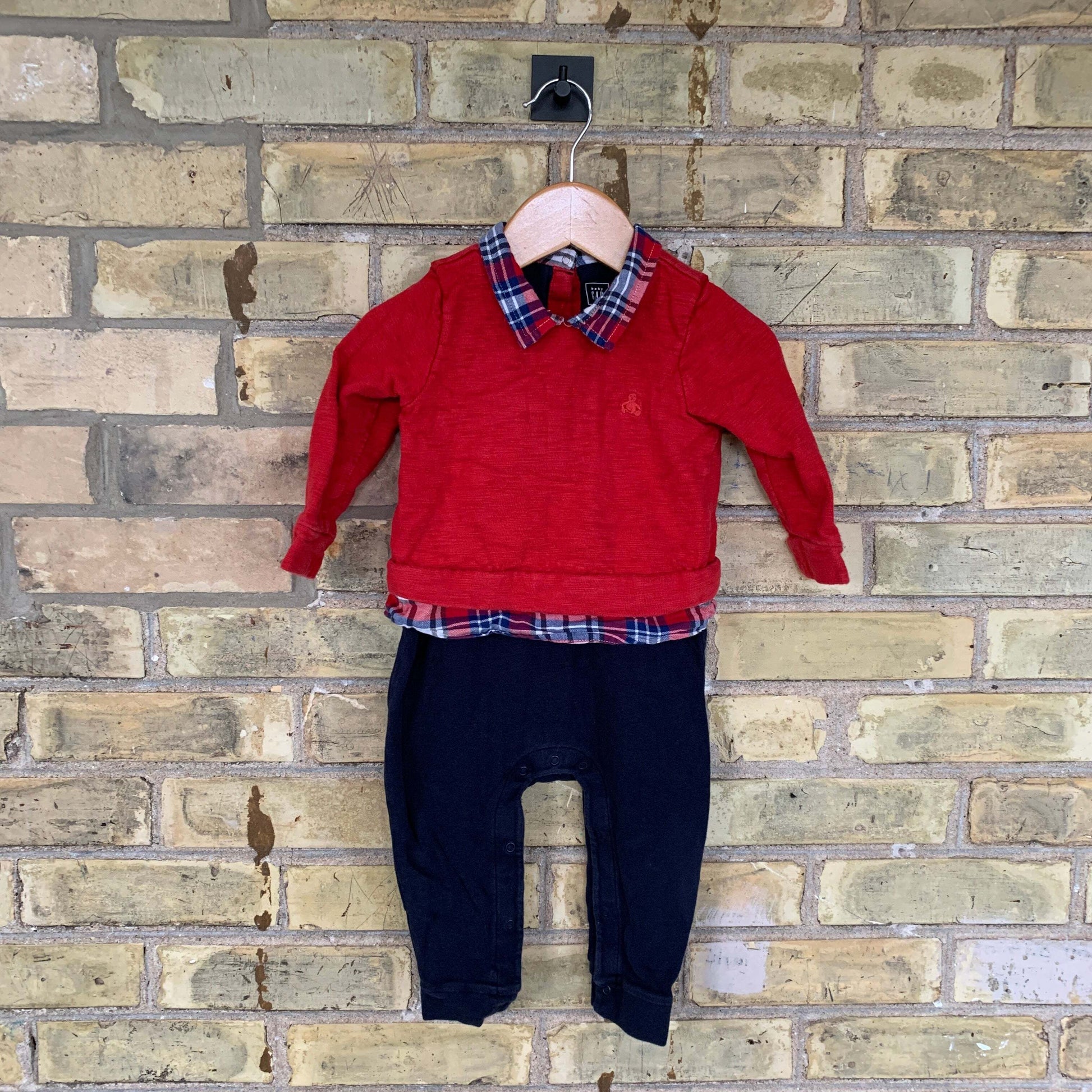 Gap 12-18M Red/Navy Long Romper