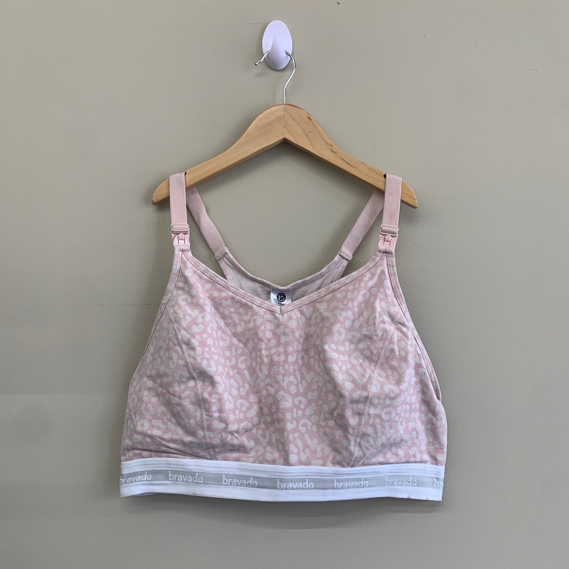 VGUC bravado L/G pink cheetah print nursing bra