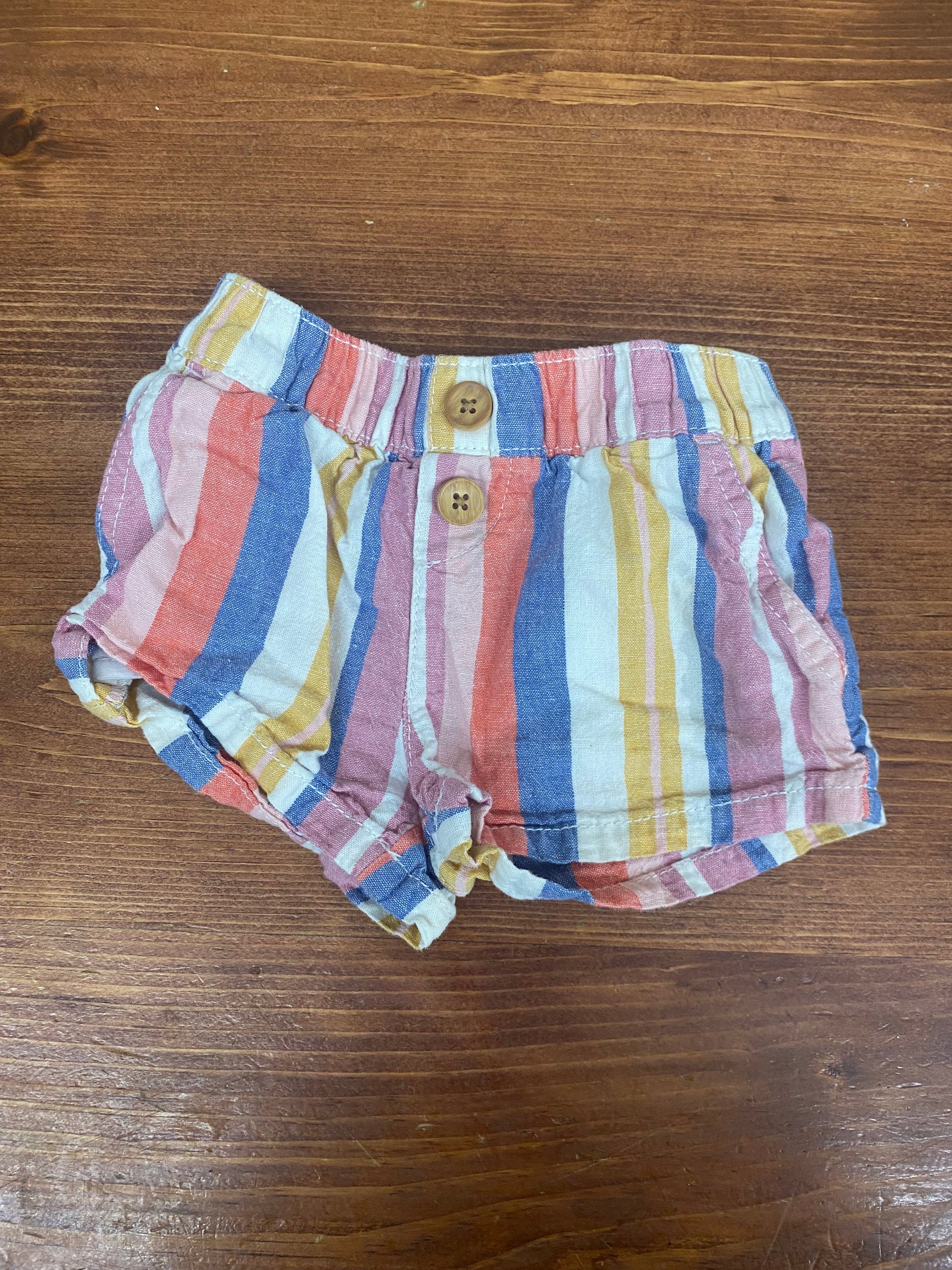 EUC OshKosh 2T Colourful shorts
