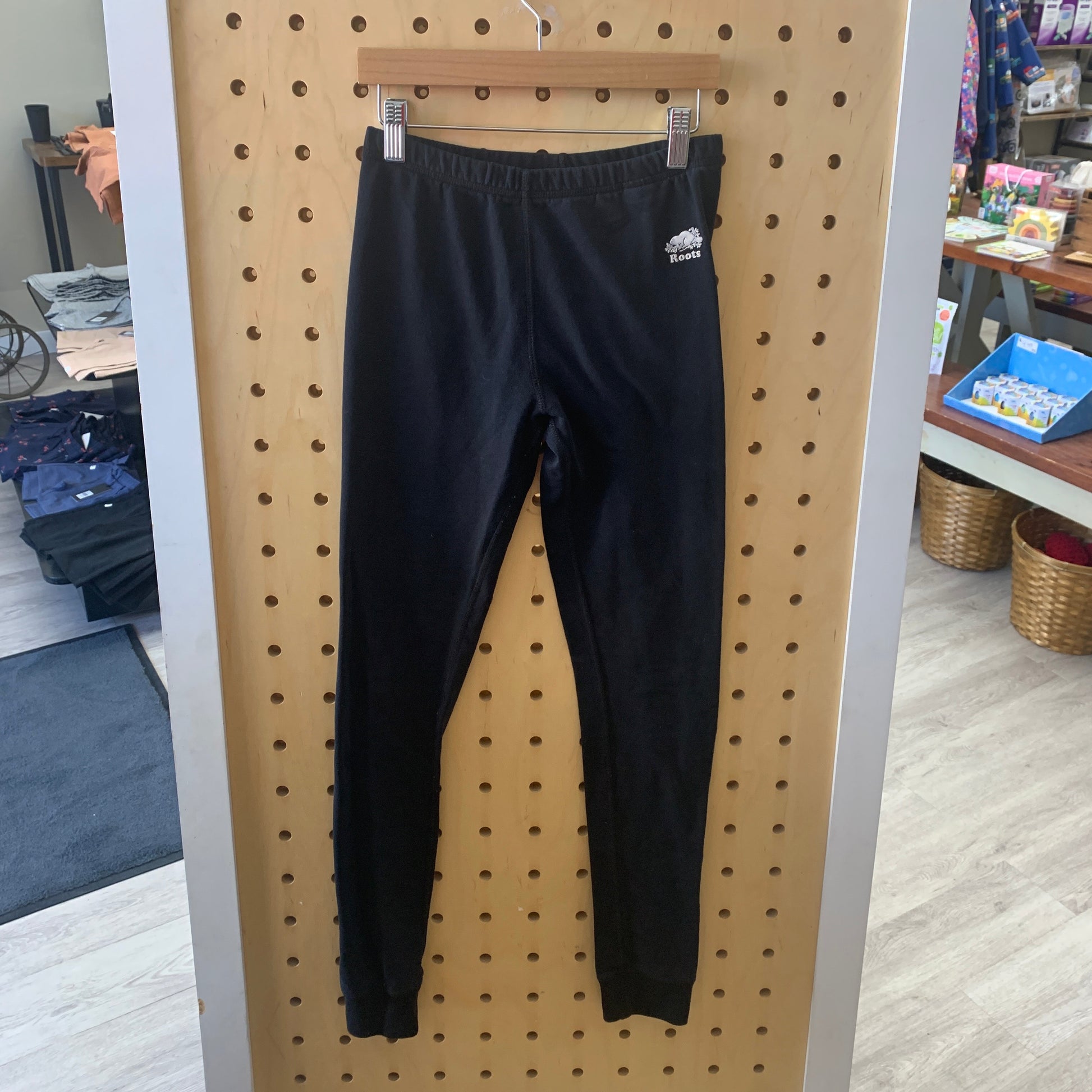 GUC roots 13-14 black joggers