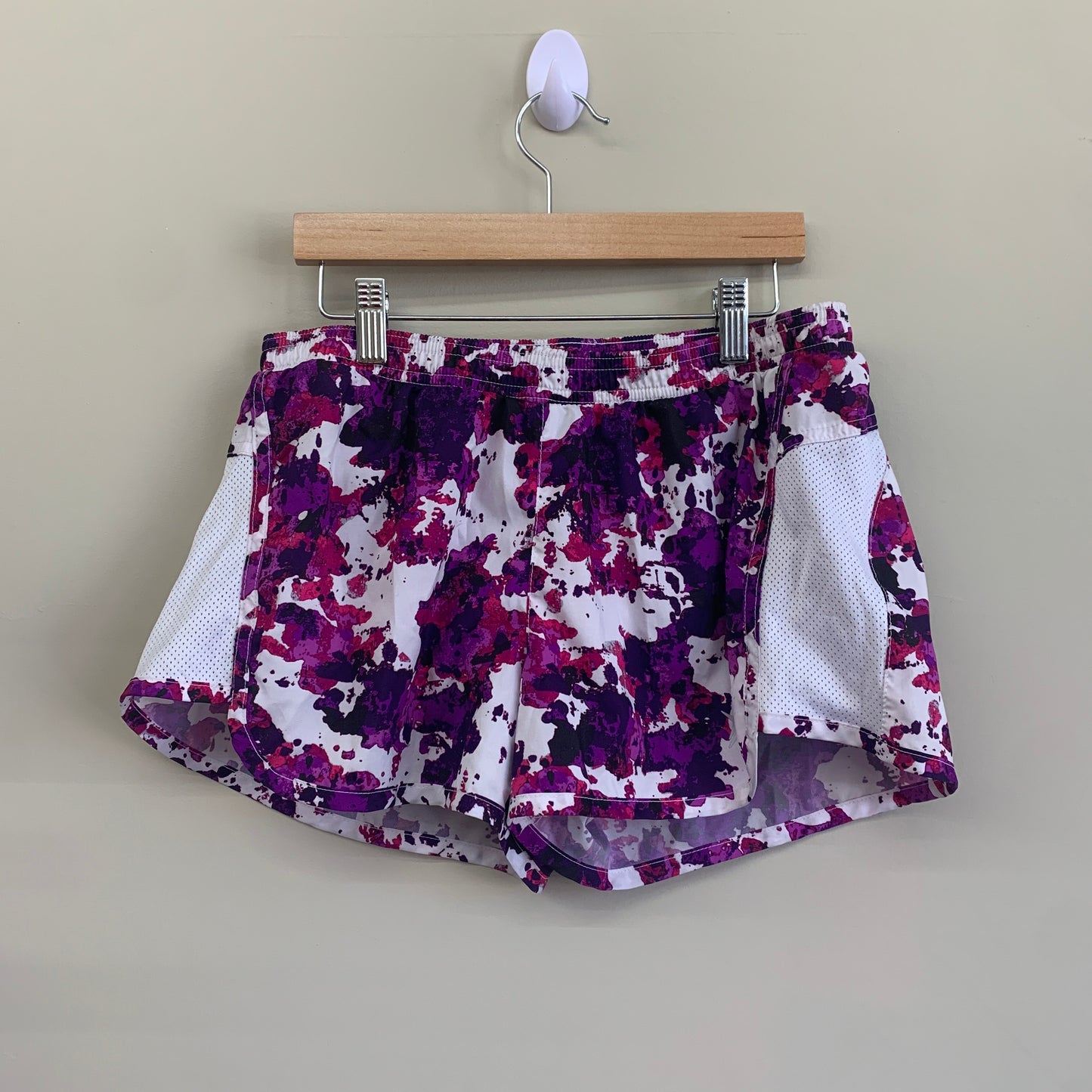 GUC old navy S purple shorts