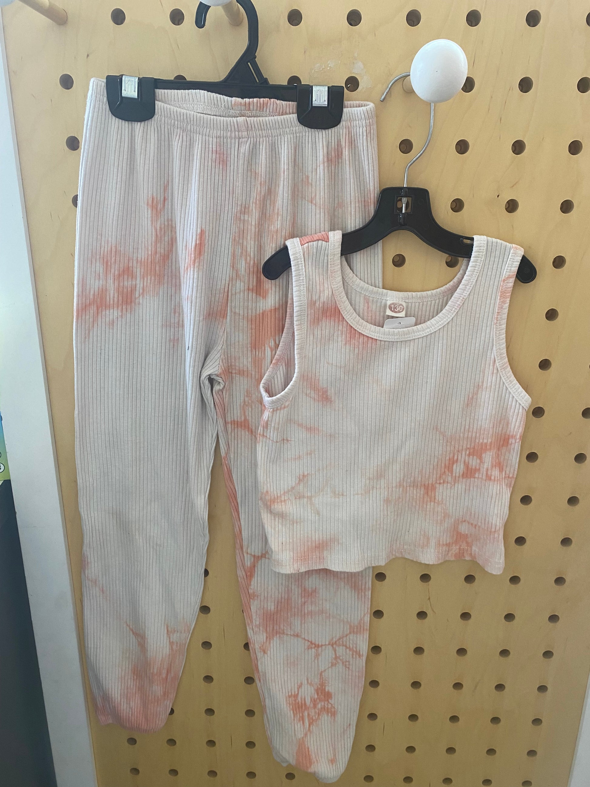 GUC Size 8 White 2Pc Set with Pants + Tank Top