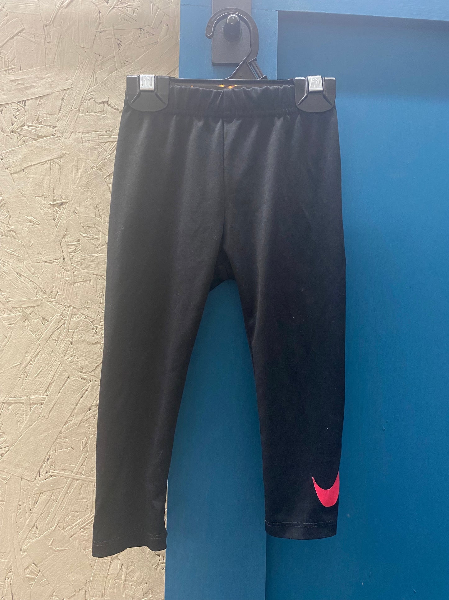 EUC Nike 24m black leggings