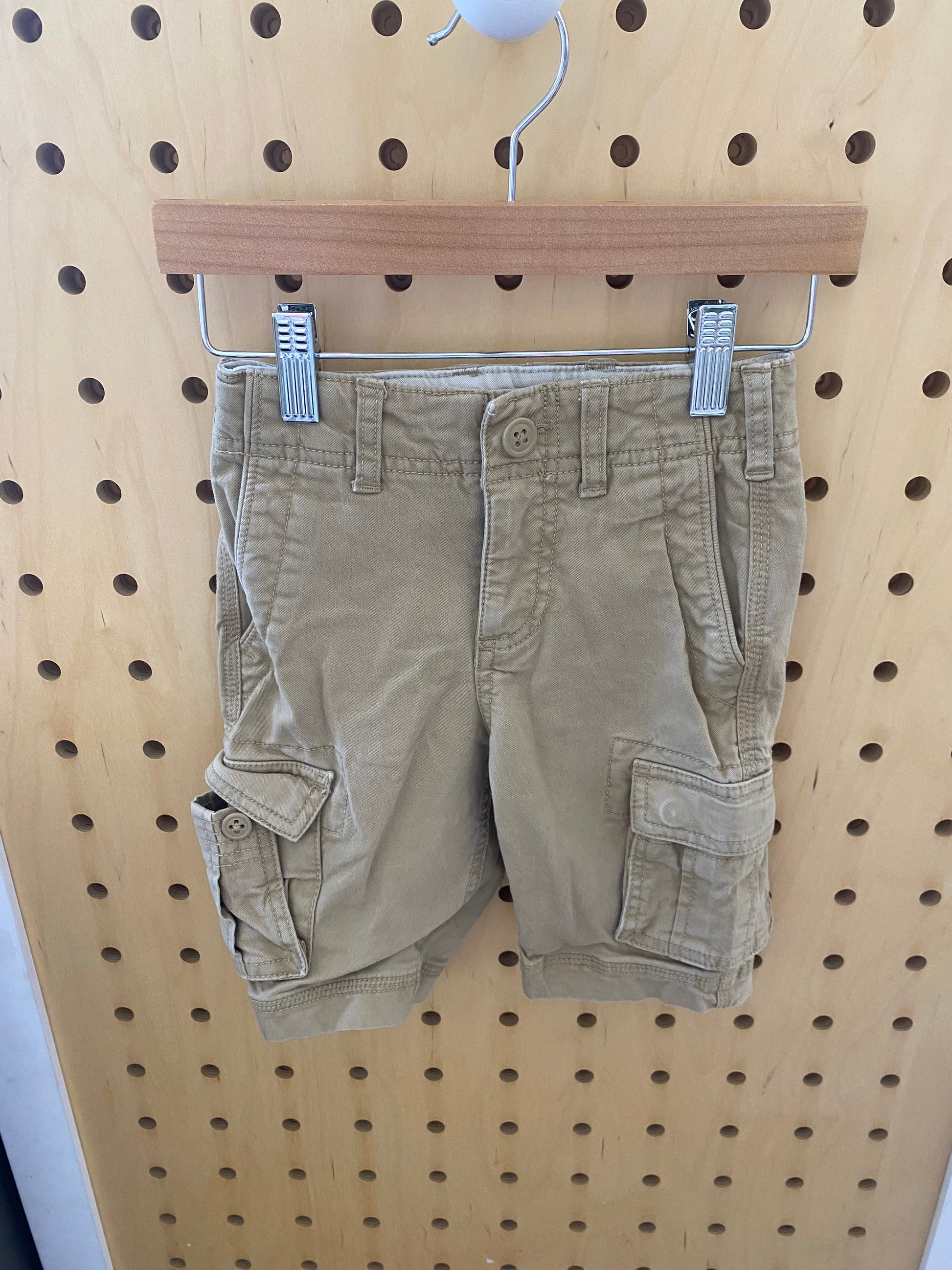 EUC Gap 5 tan shorts